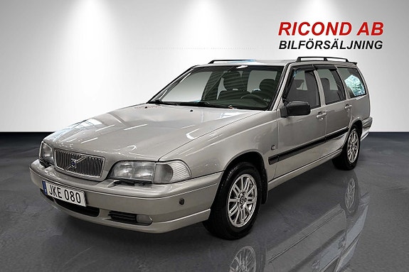 Volvo V70 5 of 12