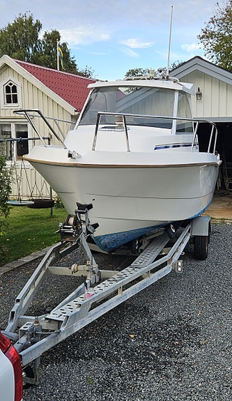 Beneteau Antares 550 Calanque + Yamaha F80 + Trailer 80km/h bromsad 3 of 8