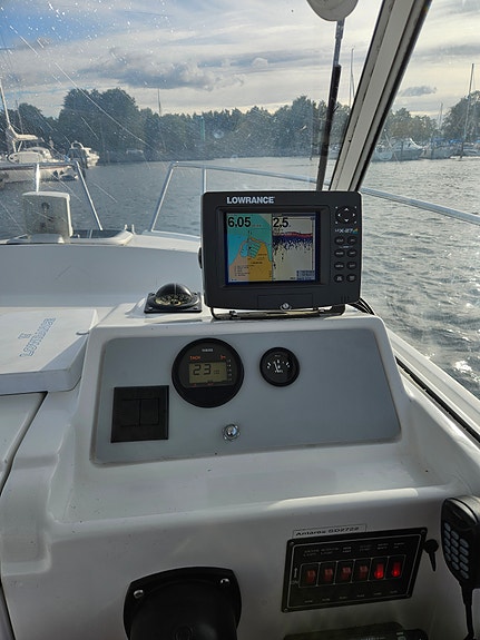 Beneteau Antares 550 Calanque + Yamaha F80 + Trailer 80km/h bromsad 5 of 8