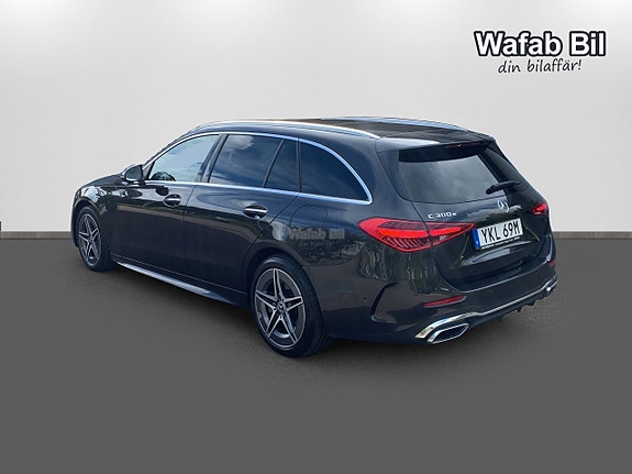 Mercedes-Benz C300 6 of 24