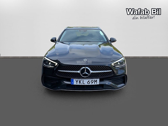 Mercedes-Benz C300 2 of 24