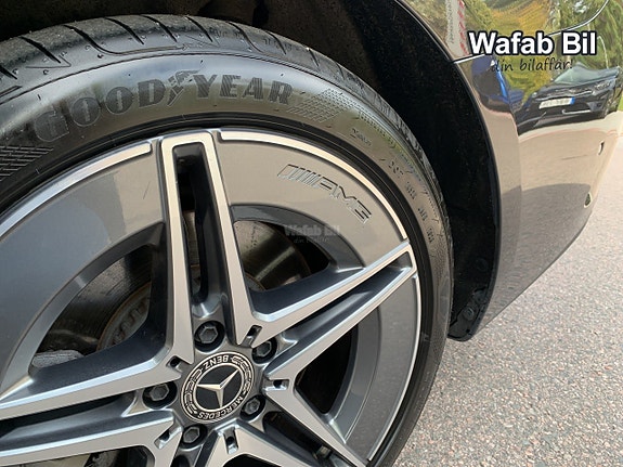 Mercedes-Benz C300 23 of 24