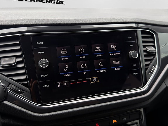 Volkswagen T-Roc 19 of 30