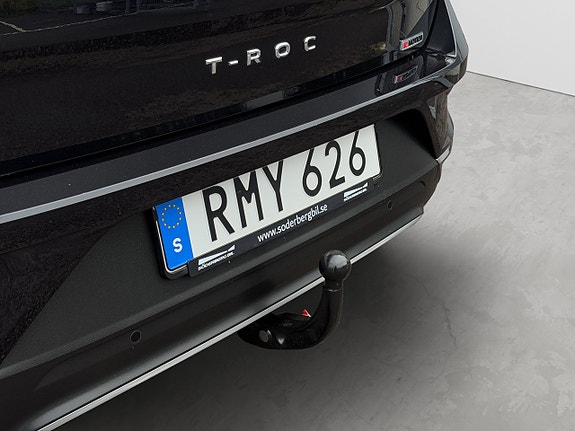Volkswagen T-Roc 27 of 30