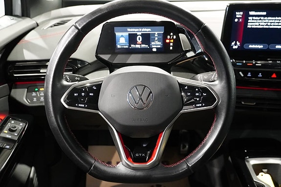 Volkswagen ID.4 GTX 14 of 22