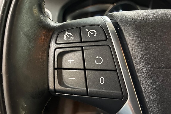 Volvo V60 22 of 26
