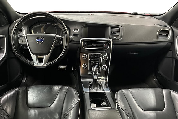 Volvo V60 11 of 26