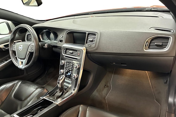 Volvo V60 14 of 26
