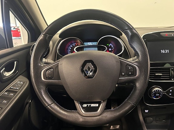 Renault Clio 12 of 20