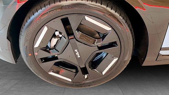 Kia EV3 9 of 13