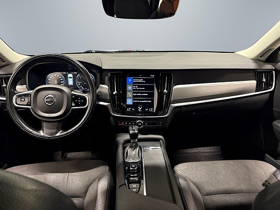 Volvo V90 19 of 28