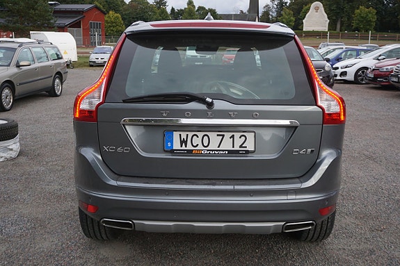 Volvo XC60 5 of 10