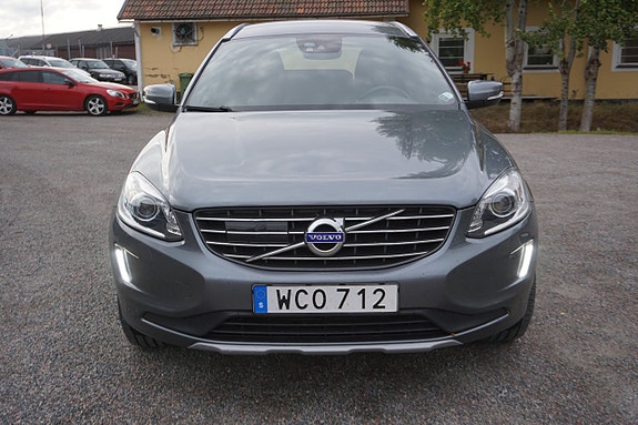 Volvo XC60 6 of 10