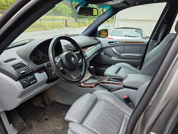 BMW X5 7 of 17