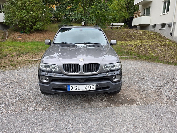 BMW X5 2 of 17
