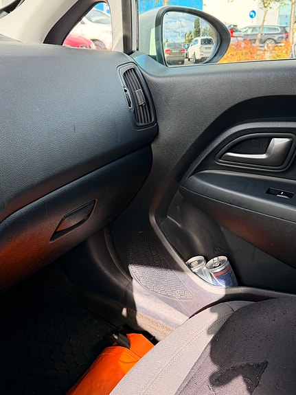 Kia Rio 12 of 20