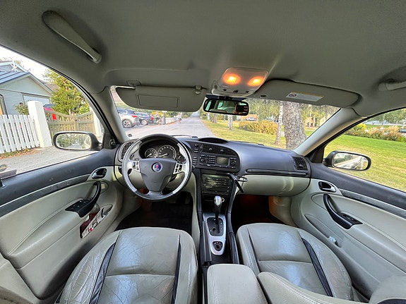 Saab 9-3 6 of 7