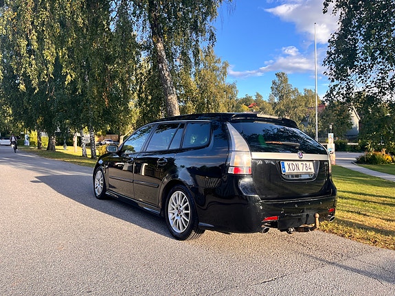 Saab 9-3 2 of 7