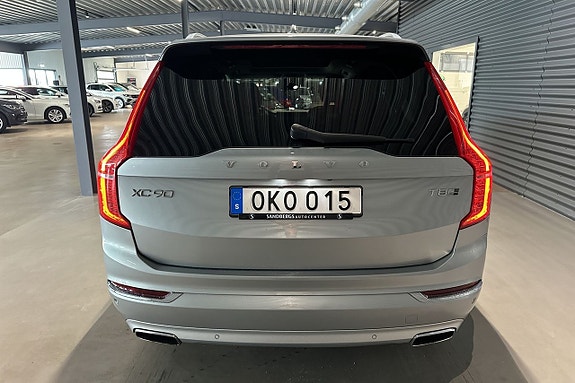 Volvo XC90 5 of 27