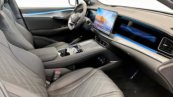 BYD Sealion 7 3 of 9