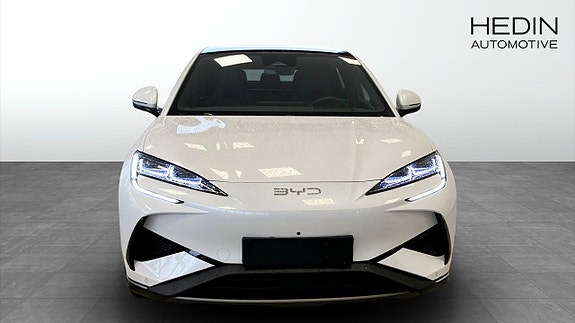 BYD Sealion 7 8 of 9