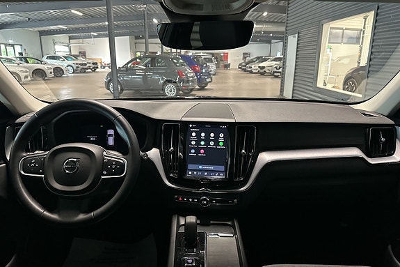 Volvo XC60 8 of 20