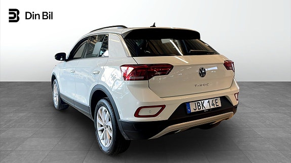 Volkswagen T-Roc 3 of 13