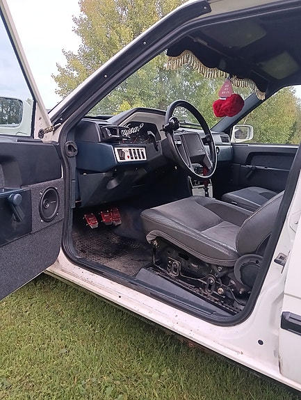 Volvo 740 4 of 6