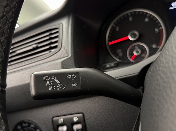 Volkswagen Caddy 16 of 29