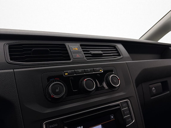 Volkswagen Caddy 21 of 29