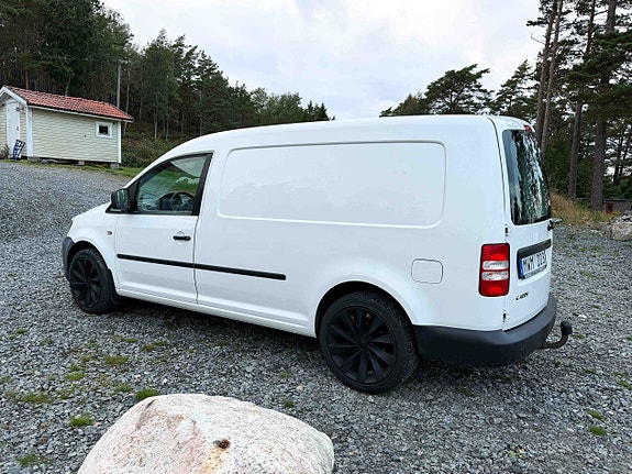 Volkswagen Caddy Maxi 3 of 9