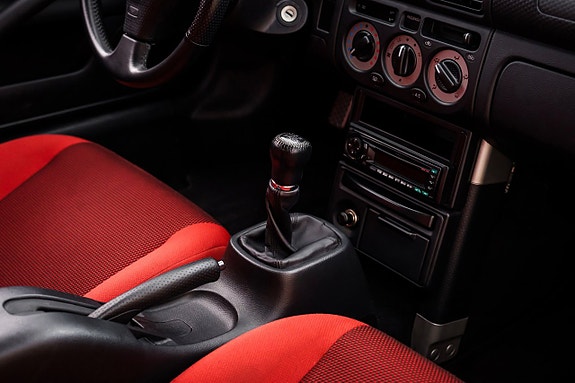 Toyota MR2 22 of 24
