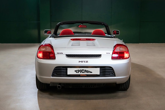 Toyota MR2 6 of 24