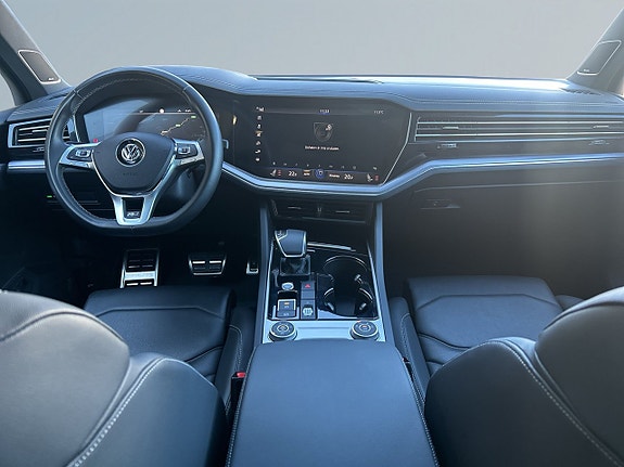 Volkswagen Touareg 8 of 26