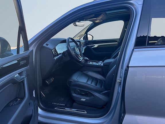 Volkswagen Touareg 7 of 26
