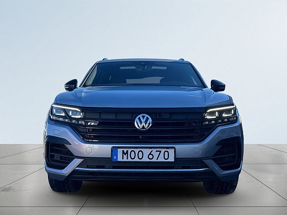 Volkswagen Touareg 2 of 26