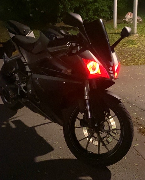 Yamaha YZF-R 5 of 5
