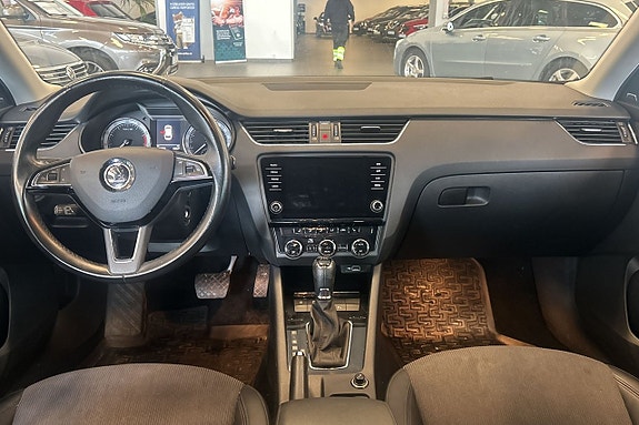 Skoda Octavia 16 of 21