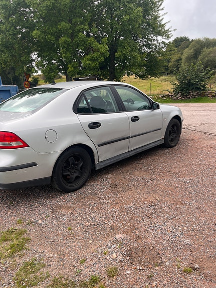 Saab 9-3 6 of 12