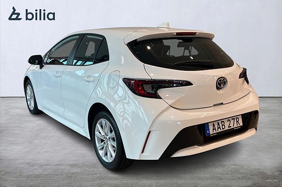Toyota Corolla 2 of 21