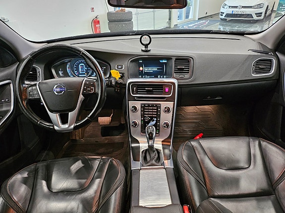 Volvo V60 12 of 26
