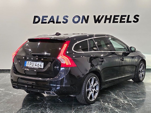 Volvo V60 9 of 26