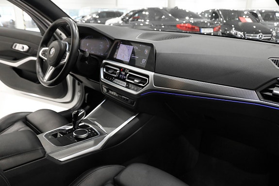 BMW 330d 11 of 30