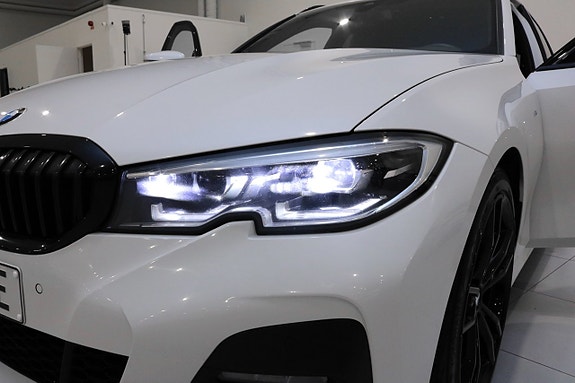 BMW 330d 8 of 30