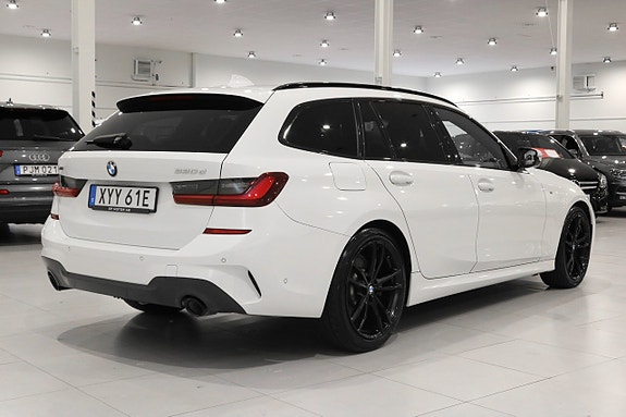 BMW 330d 3 of 30
