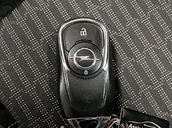 Opel Astra 25 of 25
