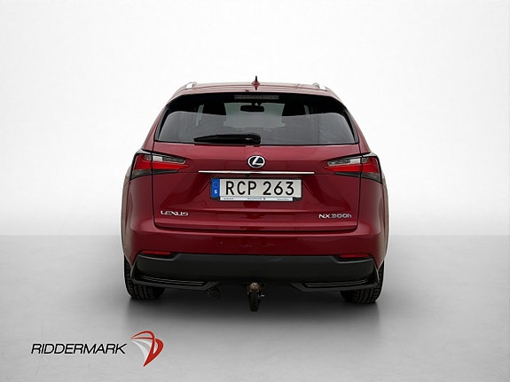 Lexus NX300h 6 of 30
