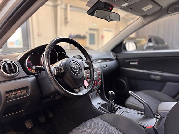 Mazda 3 11 of 18