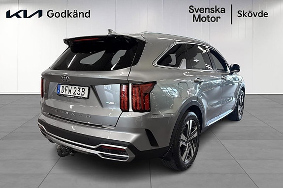 Kia Sorento 4 of 20