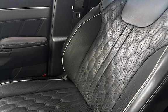 Kia Sorento 17 of 20